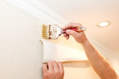 Pose de papier peint à Couptrain — revêtements muraux et toiles de verre